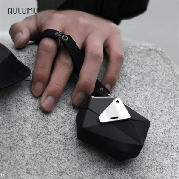 Aulumu A09 Geometric Case 1