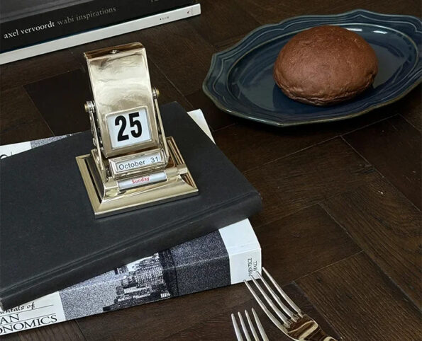 Silver Perpetual Flip Desk Calendar 9