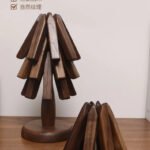 Walnut-Christmas-Tree-Coaster-Set